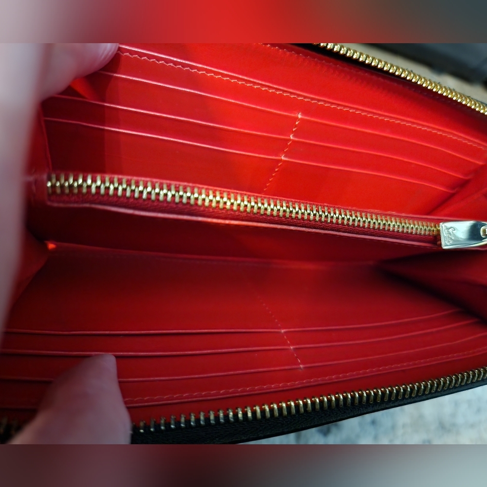 *SOLD* Christian Louboutin Panettone Spike Leather Wallet - Picture 14 of 14